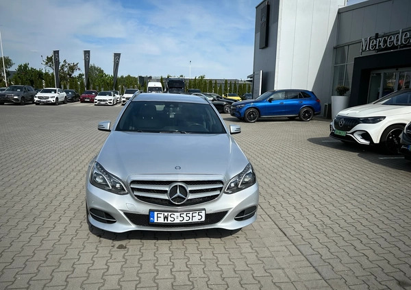 Mercedes-Benz Klasa E cena 59900 przebieg: 282000, rok produkcji 2016 z Wschowa małe 106